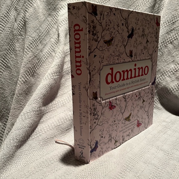 Decorative Coffee Table Book - Domino - Your Guide to a Stylish - Picture 3 of 6